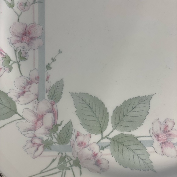 Corelle Dining 3 Corelle Veranda 25 Dinner Plates Poshmark